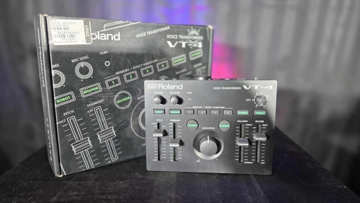 Store Special Product - Roland - VT-4